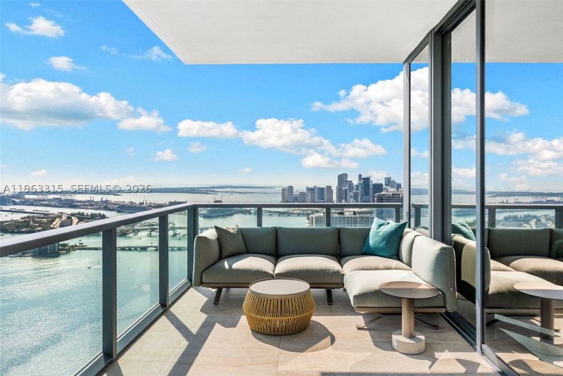 Condo for sale at Elysee Miami 5501