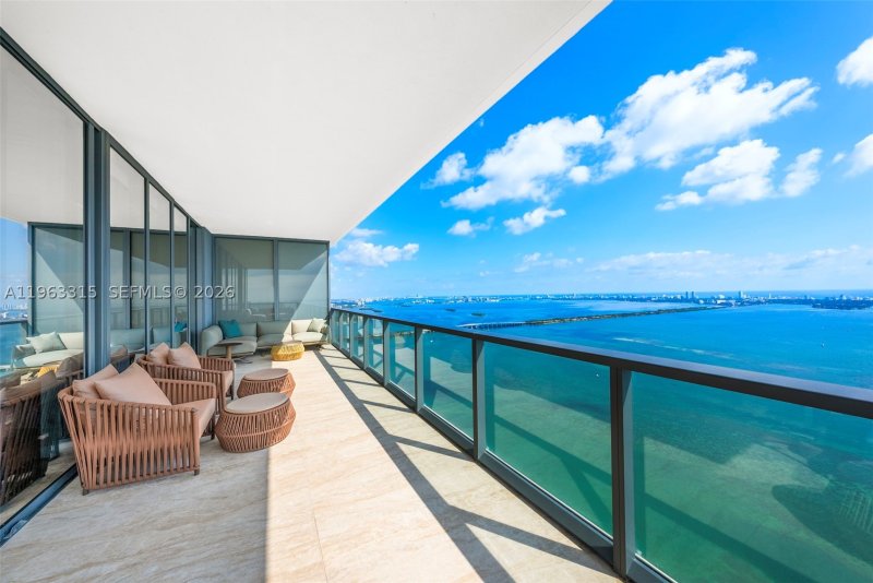 Condo for sale at Elysee Miami 5501