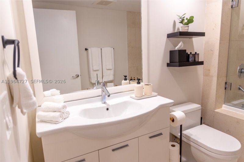 Condo for sale at Icon Brickell Tower I 3510
