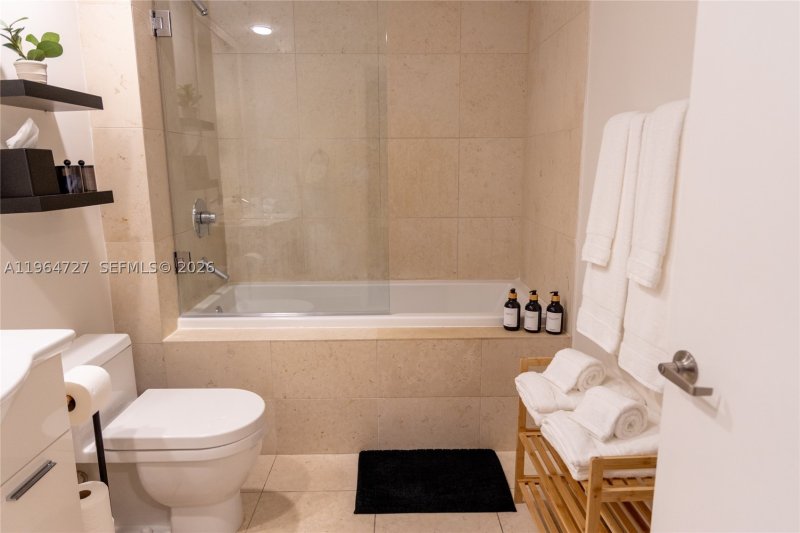 Condo for sale at Icon Brickell Tower I 3510