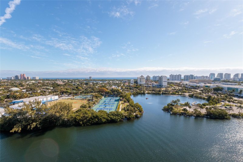Comprar apartamento en Riva Fort Lauderdale Ph-1606