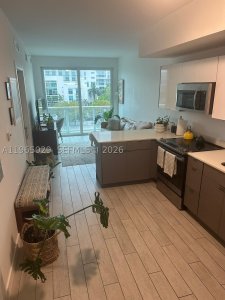 26 Edgewater Apt #511