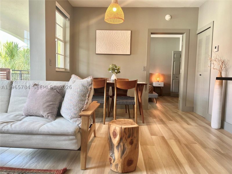 Property photo # 6