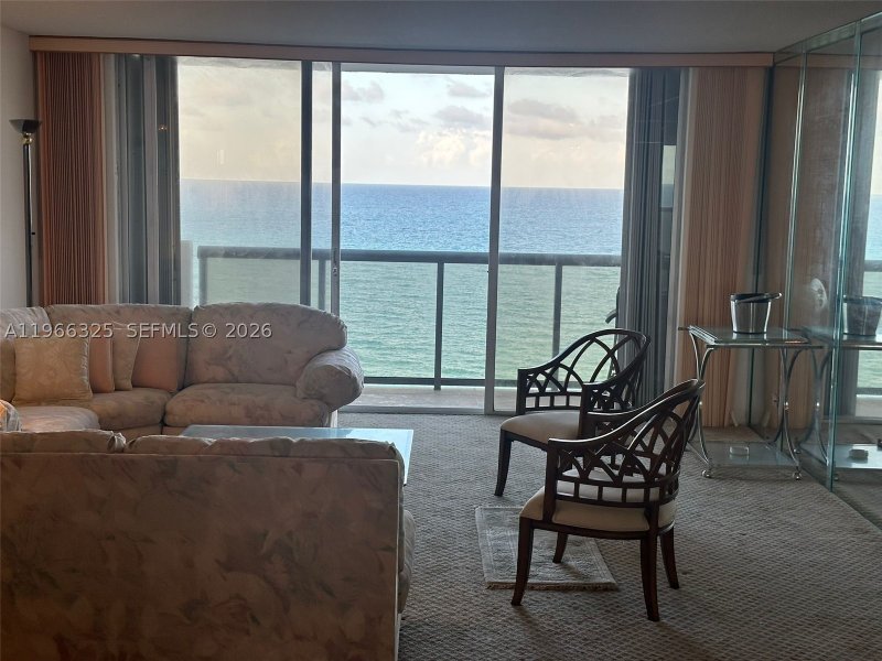 Condo for sale at Maison Grande 1517