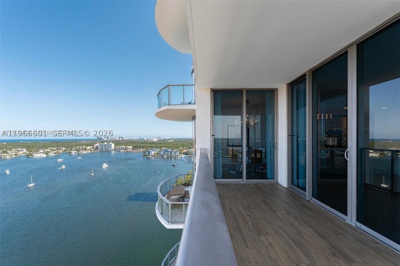 Condo for sale at Marina Palms Yacht Club 2110