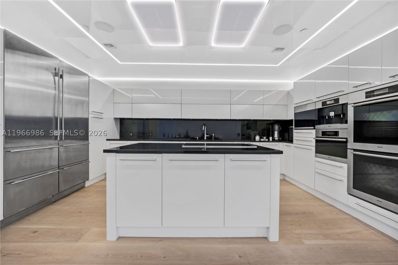 Condo for sale at Jade Ocean 4803