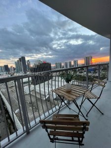 Comprar apartamento no Opera Tower 2710