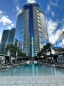 Alquiler de apartamento en Paramount Miami WorldCenter 2212