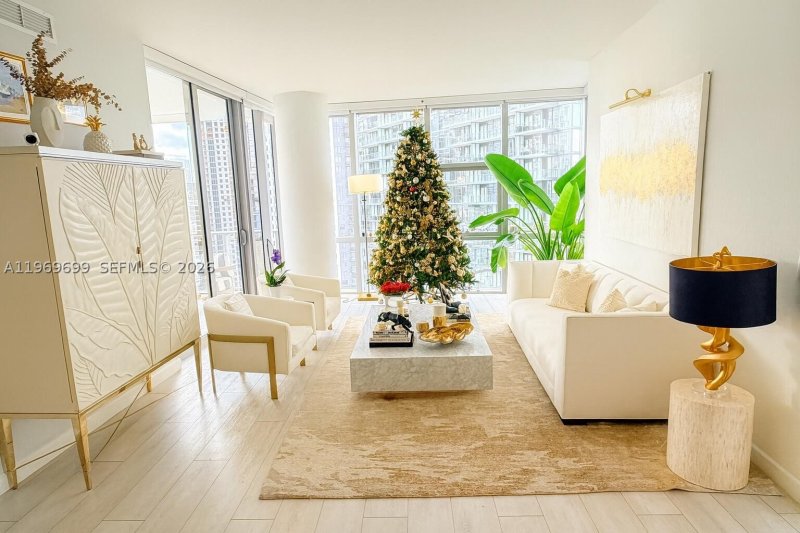 Alquiler de apartamento en Paramount Miami WorldCenter 2212