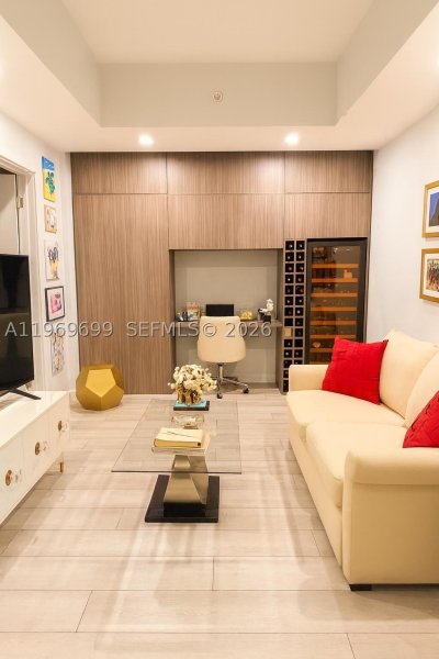 Alquiler de apartamento en Paramount Miami WorldCenter 2212