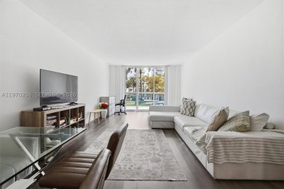 Comprar apartamento no Ocean View 120
