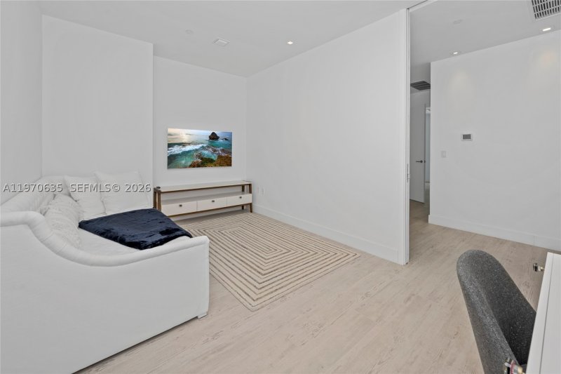 Comprar apartamento en Chateau Beach Residences 1201
