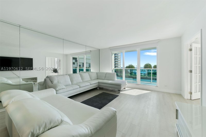 Alquiler de apartamento en Roney Palace 338