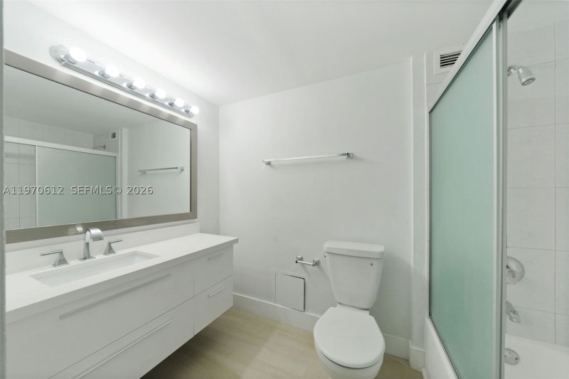 Alquiler de apartamento en Roney Palace 338