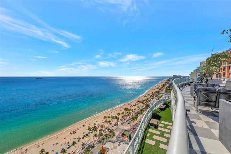 Condo for sale at Ritz Carlton Residences Fort Lauderdale Beach Lp 2302
