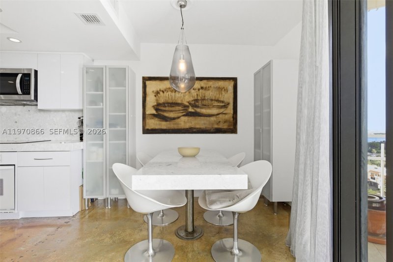 Condo for sale at Towers of Quayside 2 1408