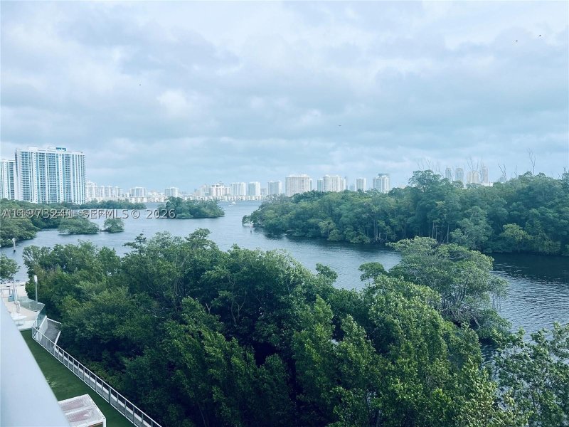 Comprar apartamento en The Harbour 421