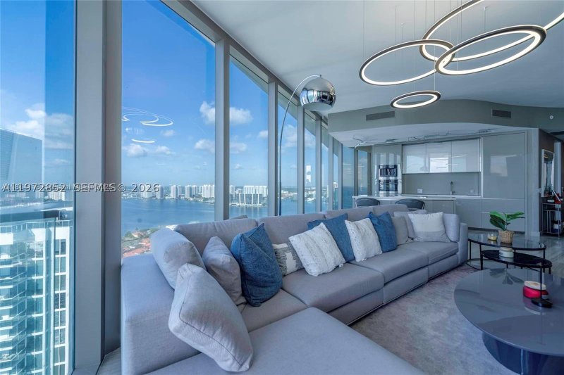 Apartment for rent at Residences by Armani / Casa 3004