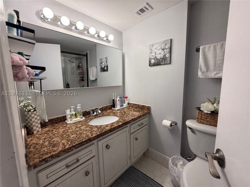 Comprar apartamento en Del Prado South Tower 805