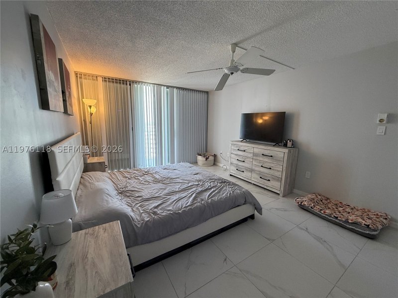 Comprar apartamento en Del Prado South Tower 805
