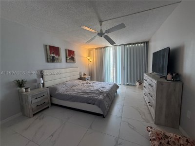 Comprar apartamento en Del Prado South Tower 805