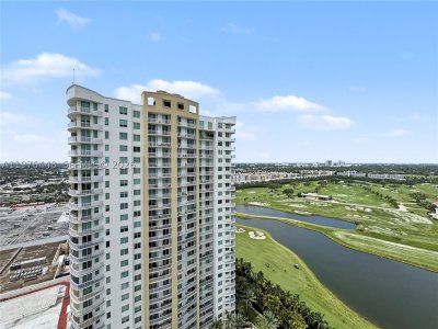 Duo Condo Apt #2207E