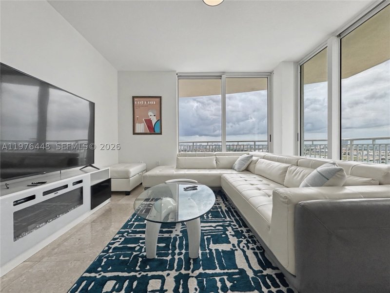 Apartment for rent at Duo Condo 2207E