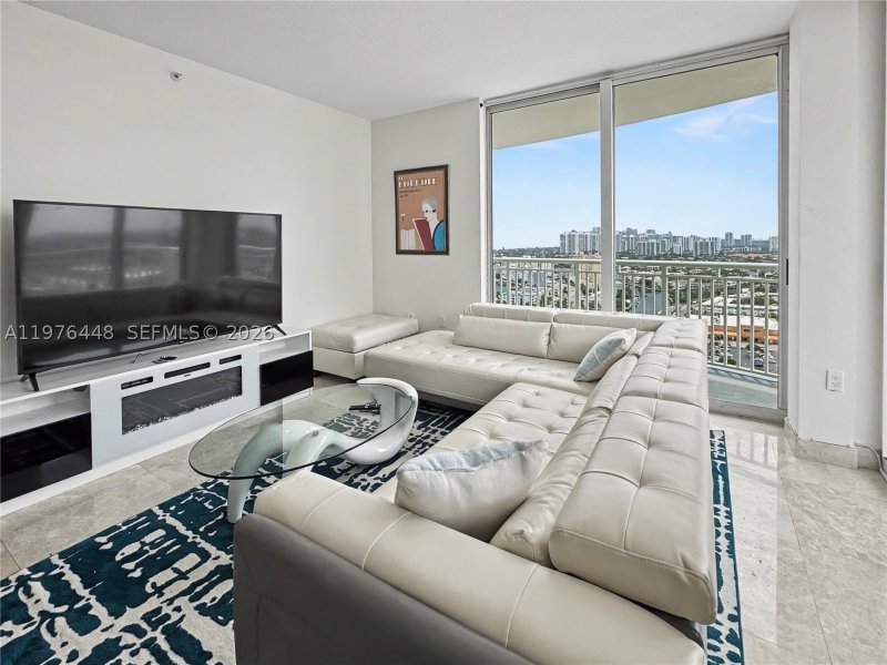 Apartment for rent at Duo Condo 2207E