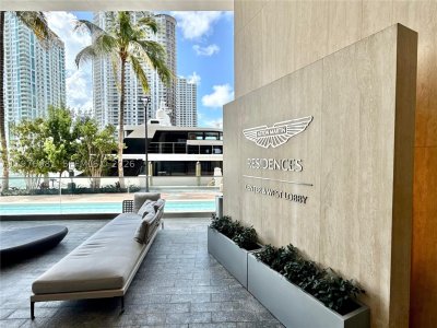 Comprar apartamento no Aston Martin Residences 3608W