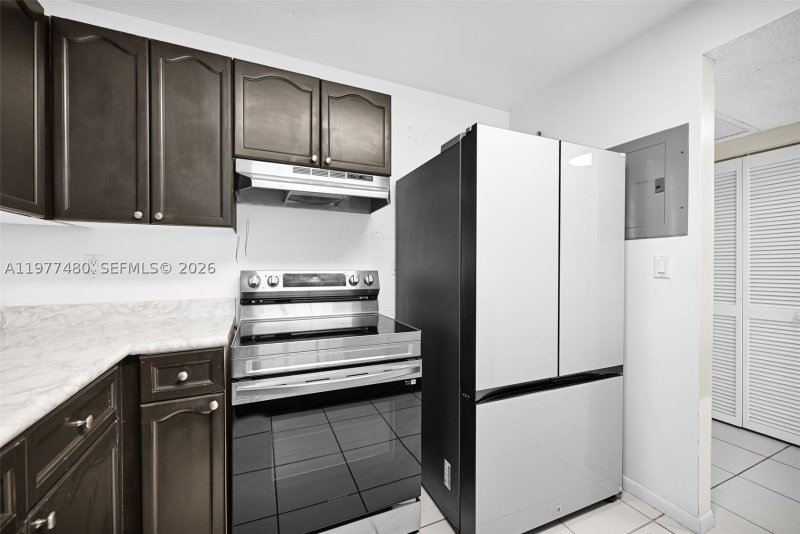 Comprar apartamento en Roney Palace 802
