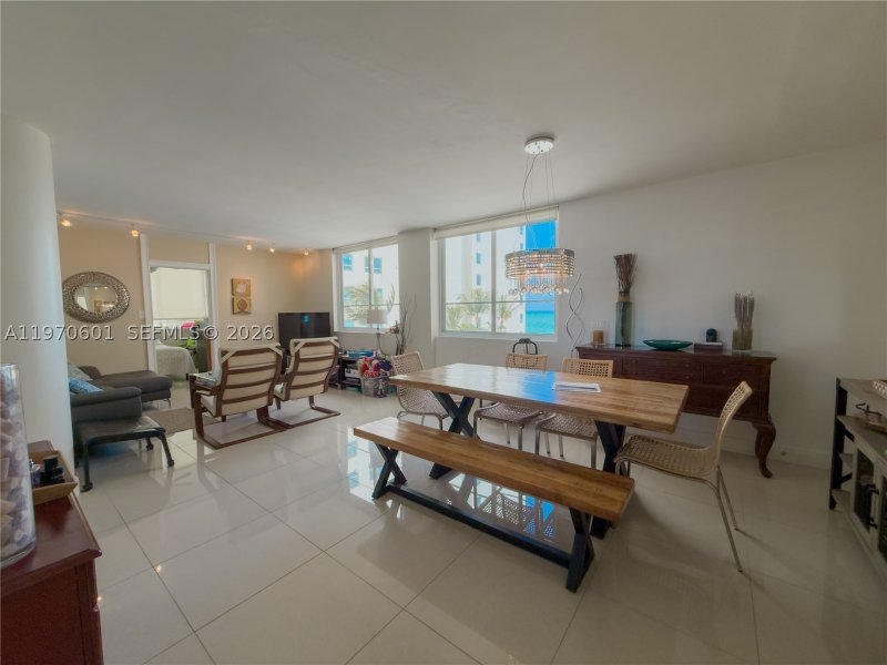 Condo for sale at Carriage Club North 825