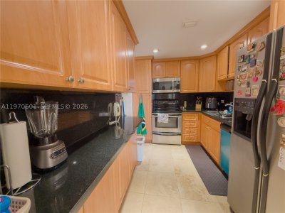 Comprar apartamento no Carriage Club North 825