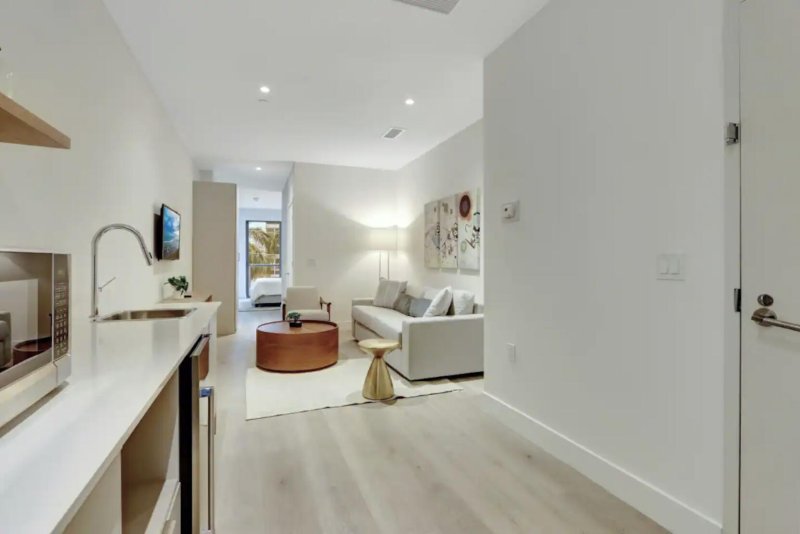 Condo for sale at Smart Brickell III 201