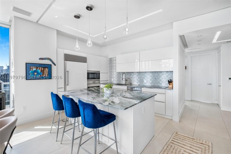 Condo for sale at Paramount Bay 2510