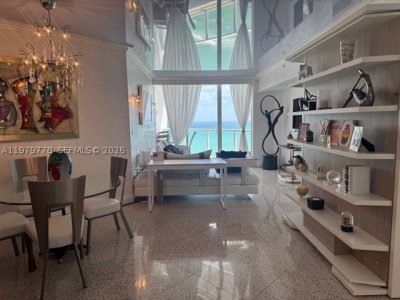 Comprar apartamento no La Perla 2710
