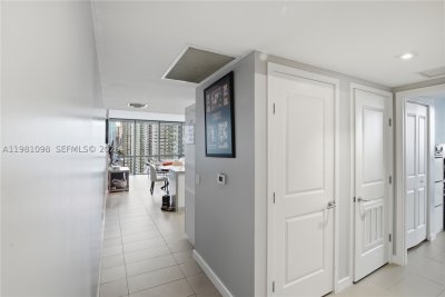 Comprar apartamento no Canvas 1610