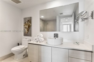 Comprar apartamento en Hyde Beach House R2804