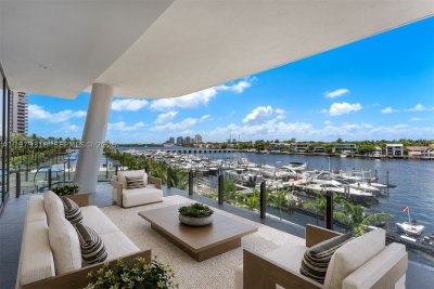 Comprar apartamento en Vita at Grove Isle S304