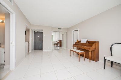 Comprar apartamento en Coronado I 1704