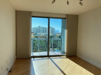 Comprar apartamento no Cosmopolitan 1717