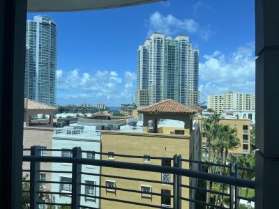 Comprar apartamento no Cosmopolitan 1717