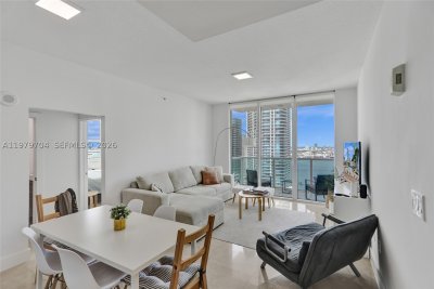 Comprar apartamento no Brickell on the River North 4112