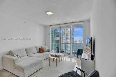 Comprar apartamento no Brickell on the River North 4112