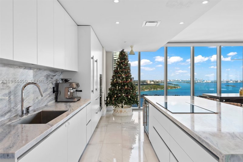 Comprar apartamento no Missoni Baia 3401