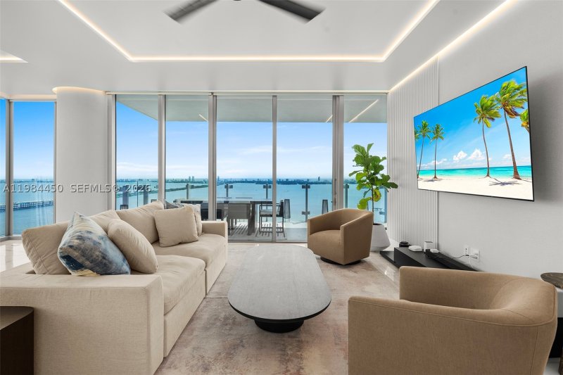 Comprar apartamento no Missoni Baia 3401