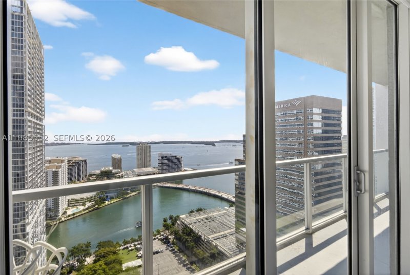 Comprar apartamento en 500 Brickell East Tower 3901