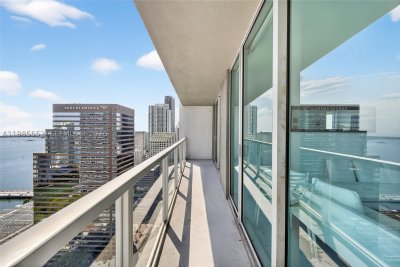 Comprar apartamento en 500 Brickell East Tower 3901