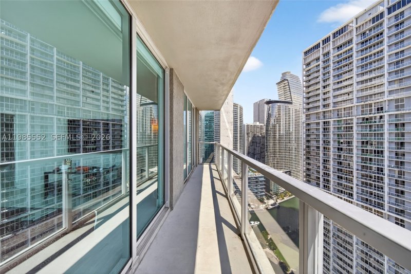 Comprar apartamento en 500 Brickell East Tower 3901