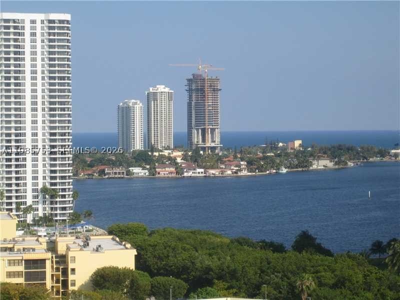 Comprar apartamento en Parc Central Aventura 1708