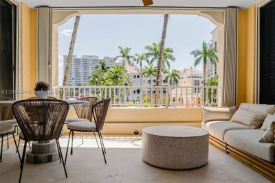 Alquiler de apartamento en Ocean Club Lake Villa One 203